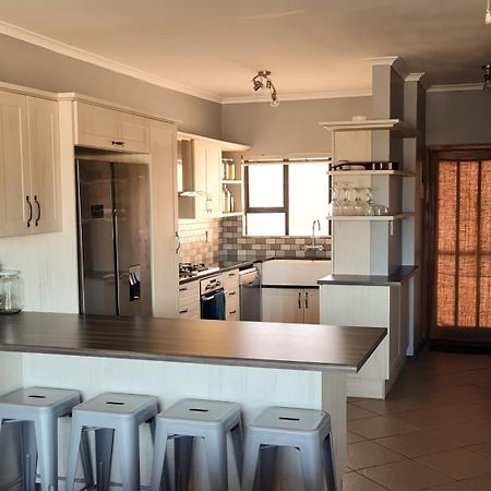 Just Breezy - Visit Langebaan Apartman Kültér fotó